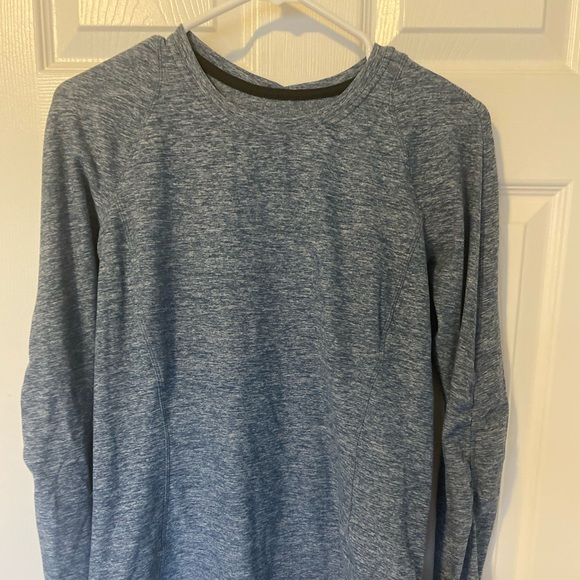 Lululemon Run  top - Picture 2 of 4